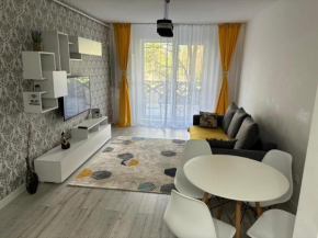 White DeLuxe Apartment